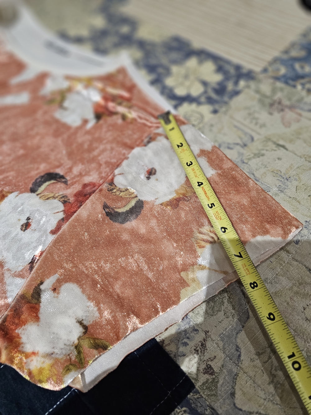 Zara Rust Floral Velvet Short Sleeve Top with White Accents - Picture 7 of 8